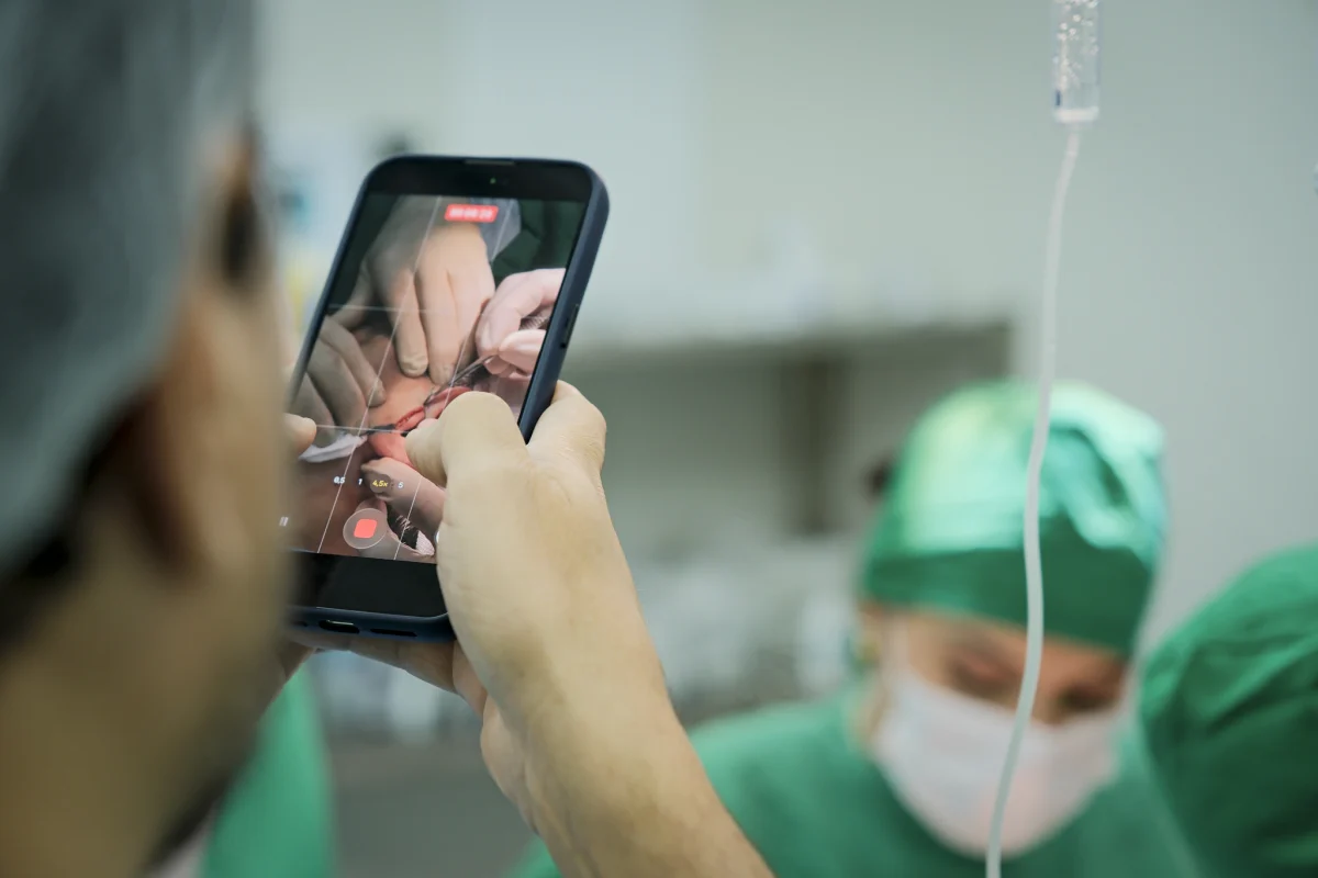 Cirurgia de blefaroplastia em hands-on no IDC